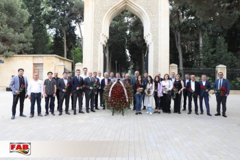 FAB ŞİRKƏTLƏR QRUPUNUN ƏMƏKDAŞLARI FƏXRİ XİYABANI ZİYARƏT EDİBLƏR